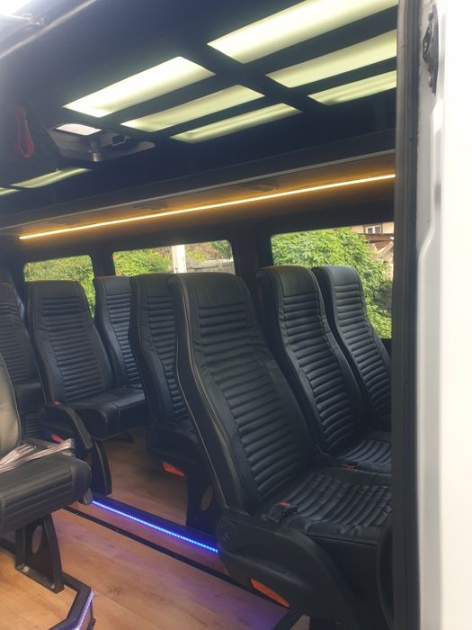 Перевозки Мерседес Спринтер  18 мест