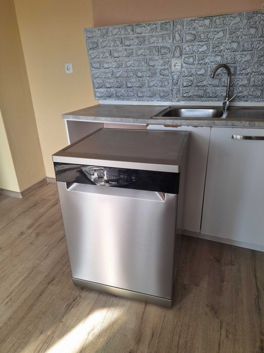 Съдомиялна whirpool