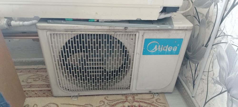 Кондиционер Midea