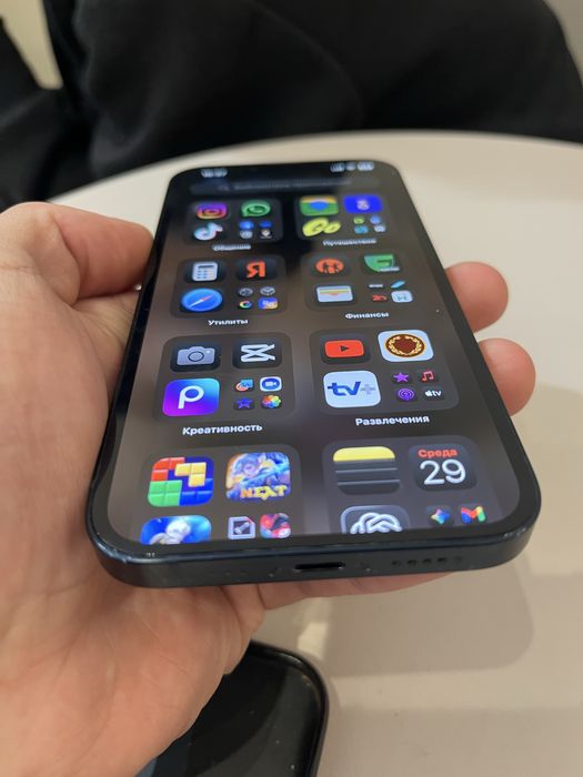 iphone 13 в хорошем состояние