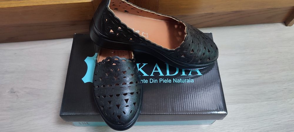 Set Nou 2 perechi incaltaminte vara dama,piele naturala,marime 36/38