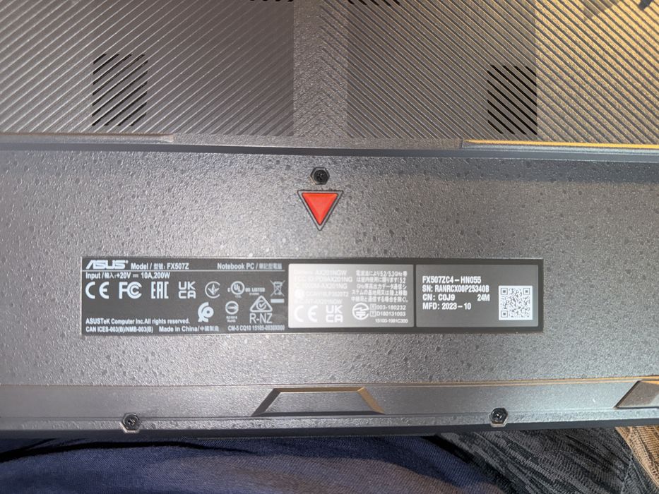Vând urgent laptop gaming Asus
