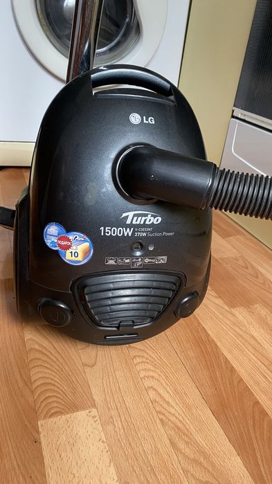 Пылесос LG Turbo 1500W – в хорошем рабочем состоянии