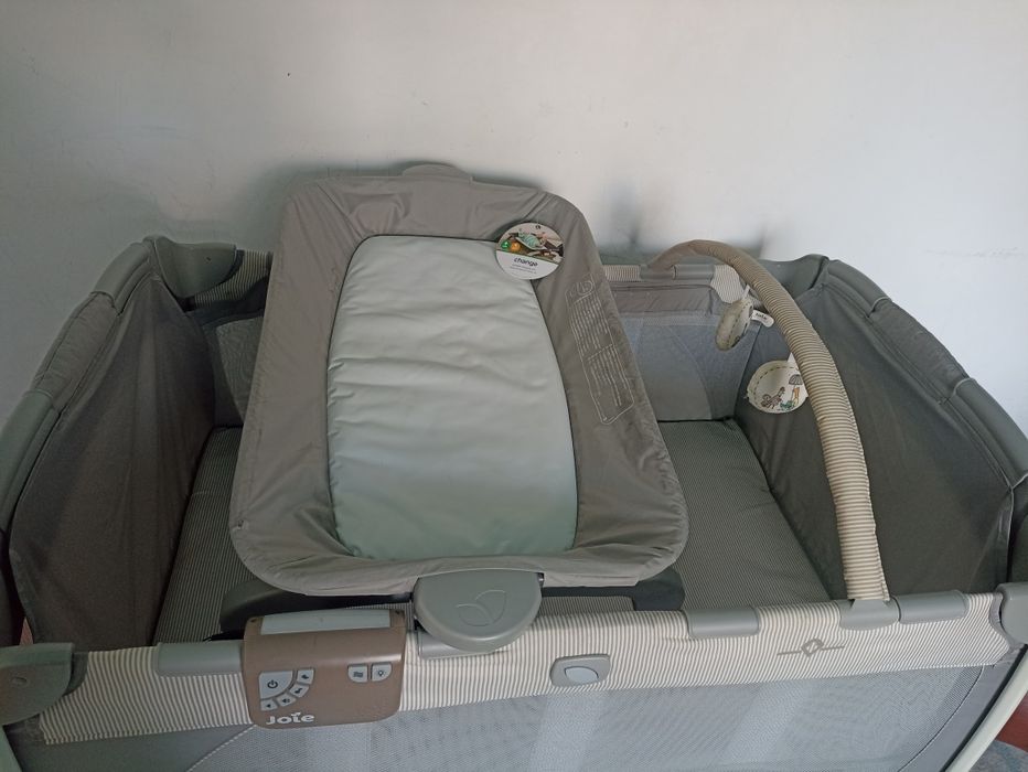 Манеж кровать Joie