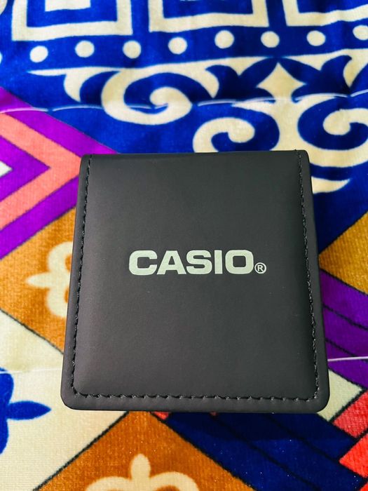 Продаю мужские часы Casio