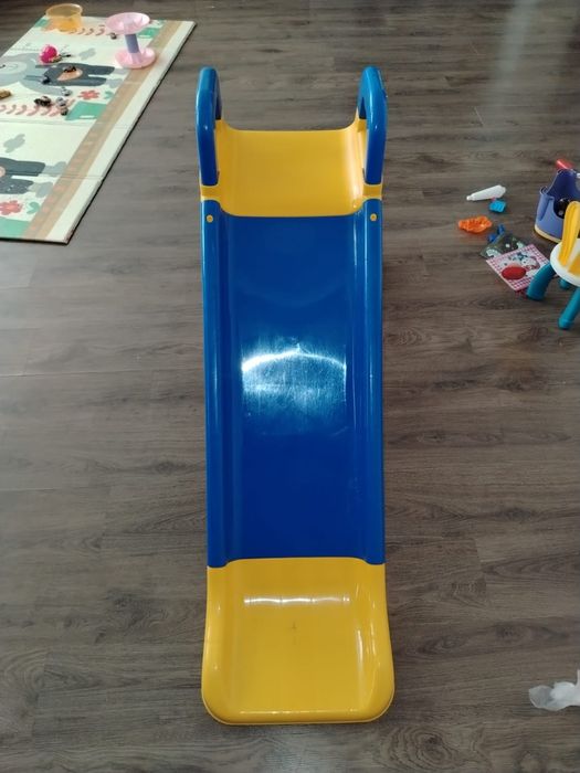 Продам детскую горку