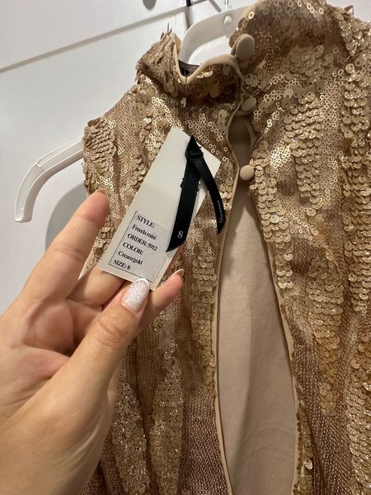 Дамска къса рокля с пайети