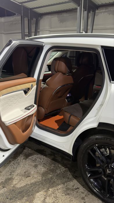 Voyah Free 2024 yil Eng fuli