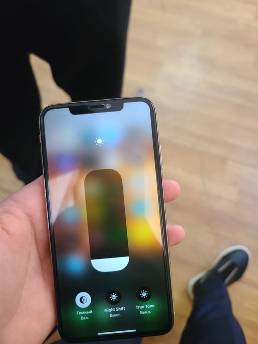 Iphone XS Max sotiladi