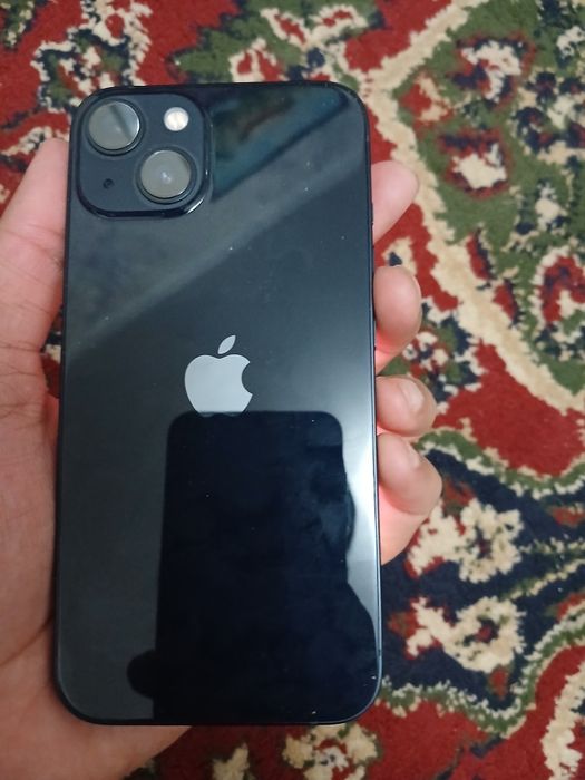 Apple phone . 13 NOVIY BATAREYKA 100