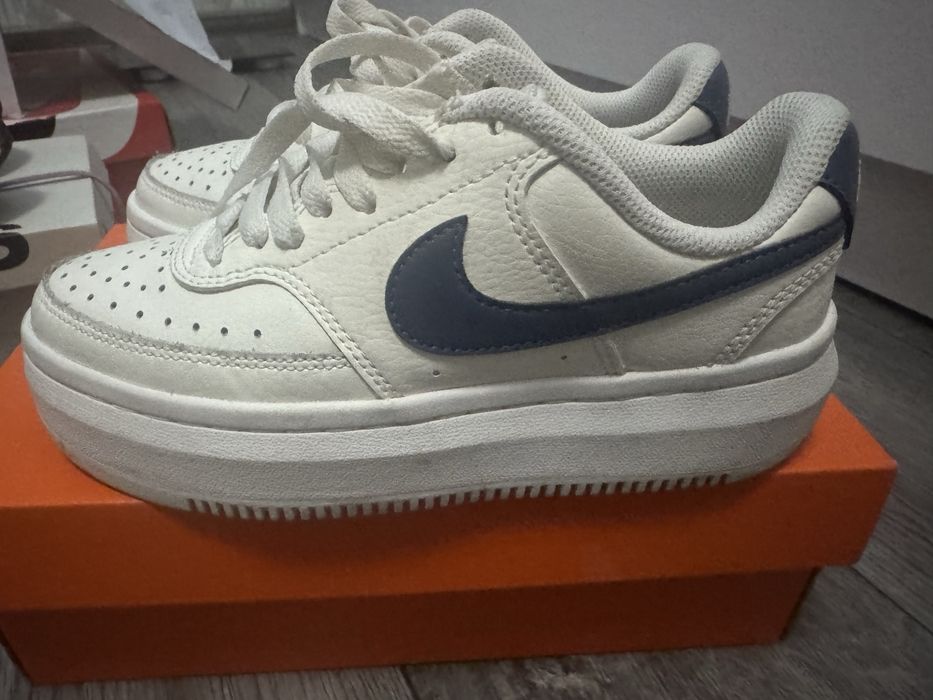 Различни маратонки Nike air force 1