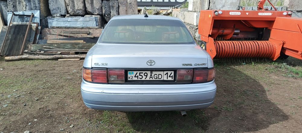 Продам Камри 10 2.2 объем