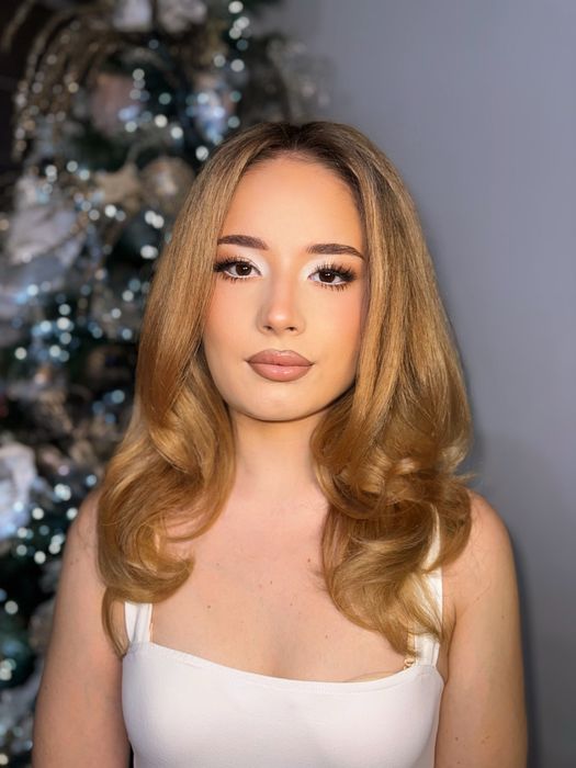 Makeup Profesional în Tunari – Pentru Orice Ocazie