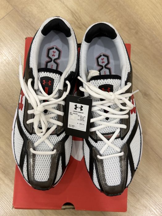 Кроссовки Under Armour HOVR