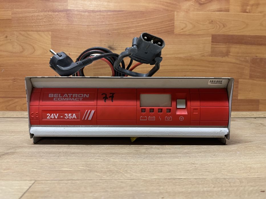 Incarcator Benning Belatron Compact 24v 35a