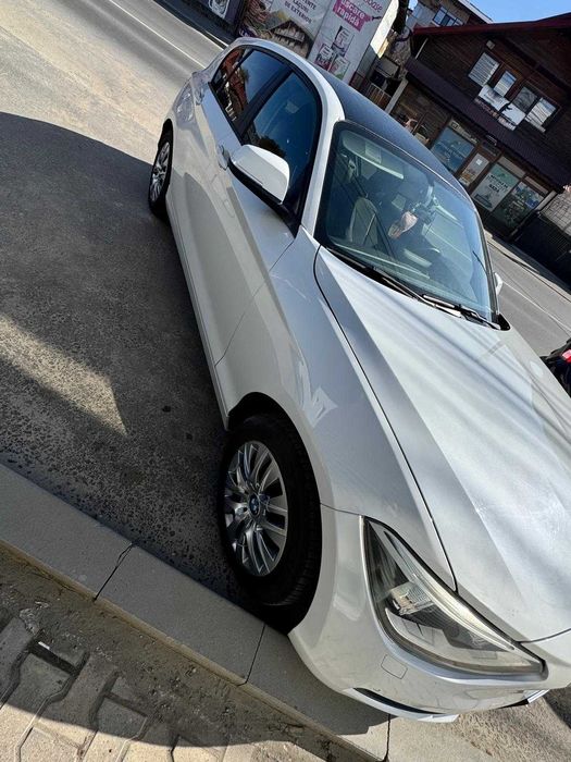 BMW Seria 1 F20 116d Sport Line, an fabricatie 2013