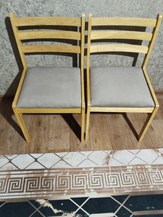 Продам два стула, производство Малайзия.