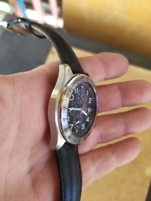 Часовник Citizen хронограф