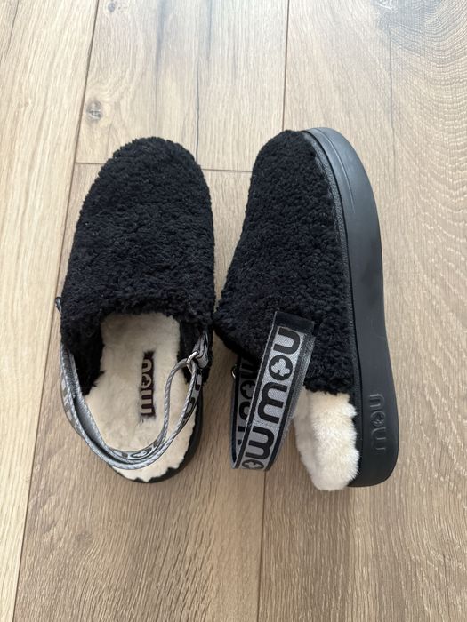 Обувки тип апрески MOU в кутия, номер 38-39