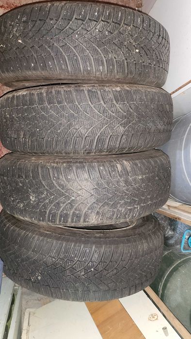 Set 4 cauciuri iarna Brigestone (Dot 2024) + jante tabla SH
