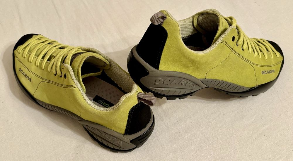 La Sportiva номер 44 и Scarpa ном 42 туристически обувки, маратонки