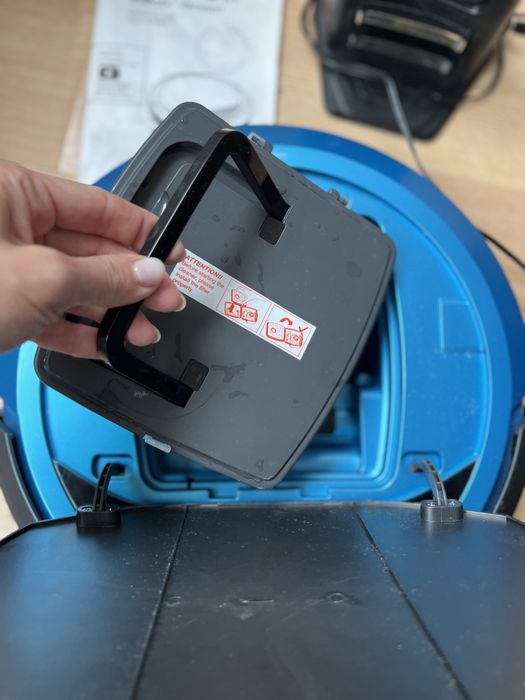 Робот-пылесос Bissell