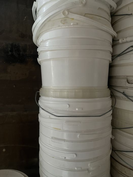 Ведра пластмасовые