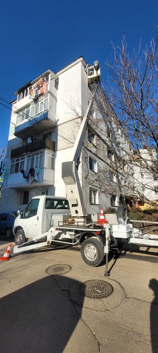 Inchiriez nacela / macara 18 m