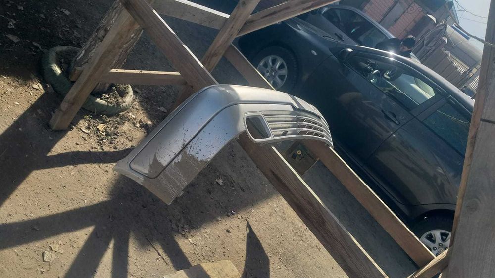 Бампер 210 передний