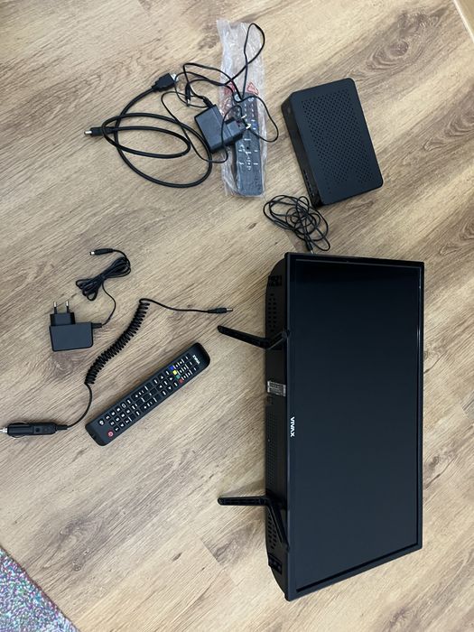 Kit TV portabil pentru camion / rulotă / camping – complet