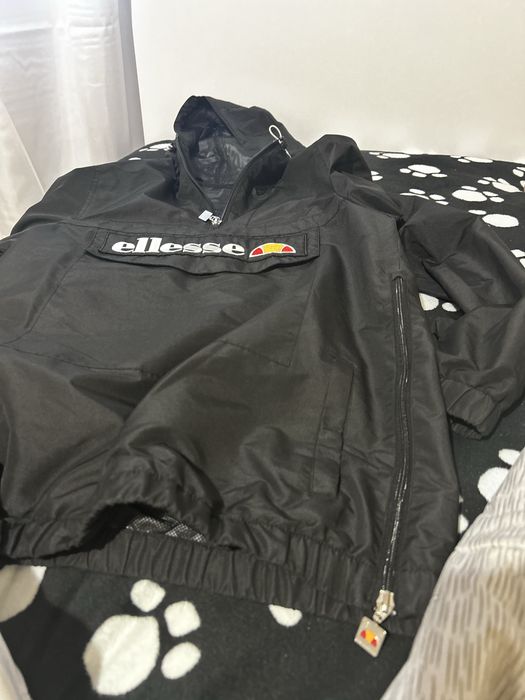 Ветровка ellesse mont 2