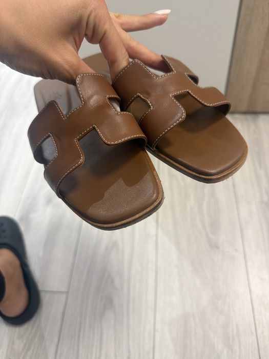 Papuci piele naturala  Hermes