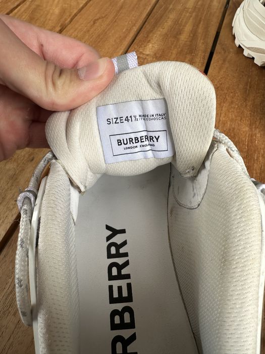 Burberry 100% оригинални обувки