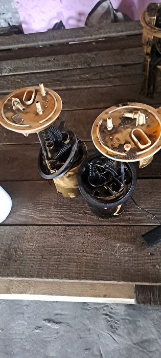 Pompa motorina din rezervor Volkswagen VW Passat B6 2005  2010 2.0 TDI