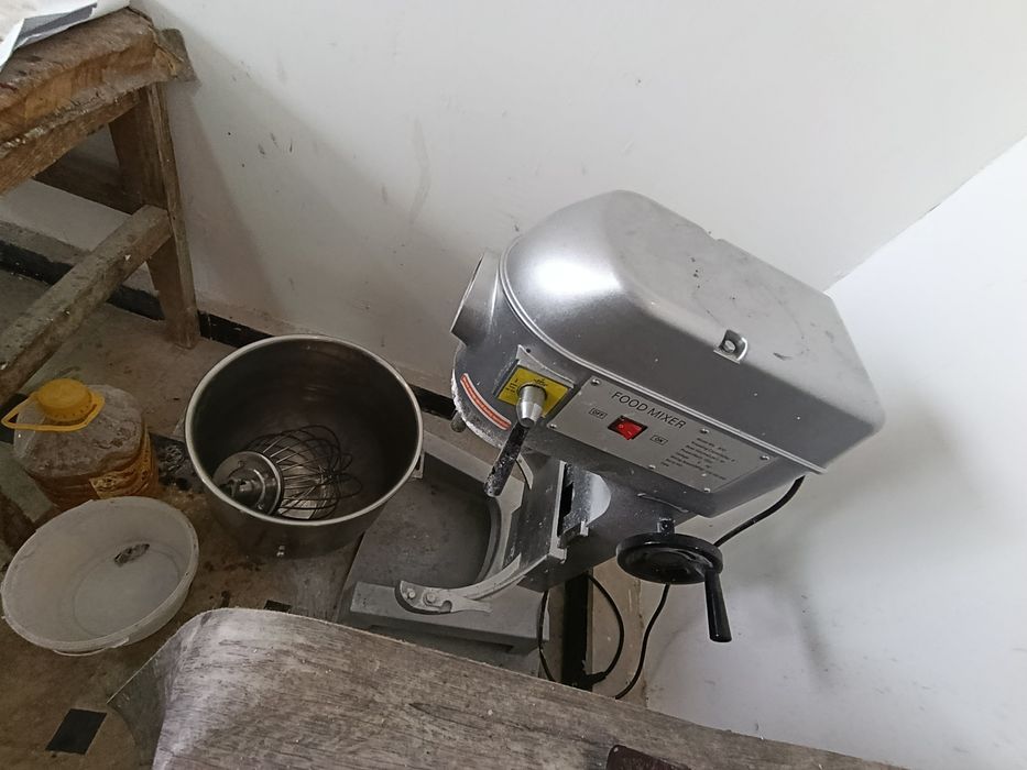 Tayyor ishlab turgan biznes shirinlik sex