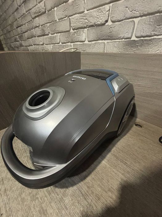 Aiwa AI 555 Пылесос Янги ва жуда кучли!
