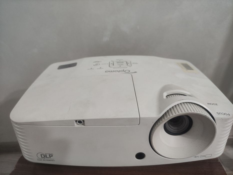 Продам проектор Optoma EX632