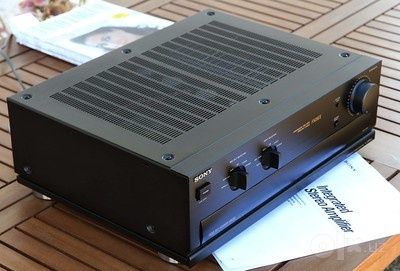 Sony F505ES Премиальный усилитель сотилади