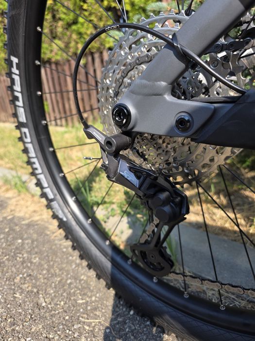 Bicicleta electrica  Cube