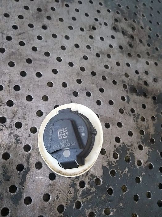 Senzor impact stanga fata vw golf 6 5k 5k0959354