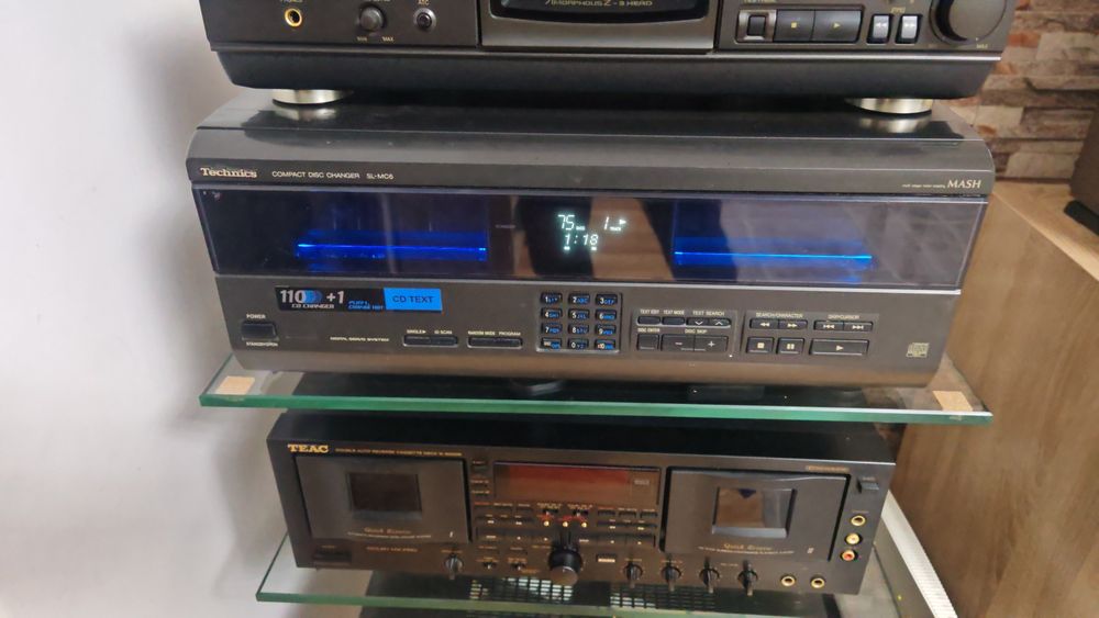 Magazie cd-uri Technics SL-MC6