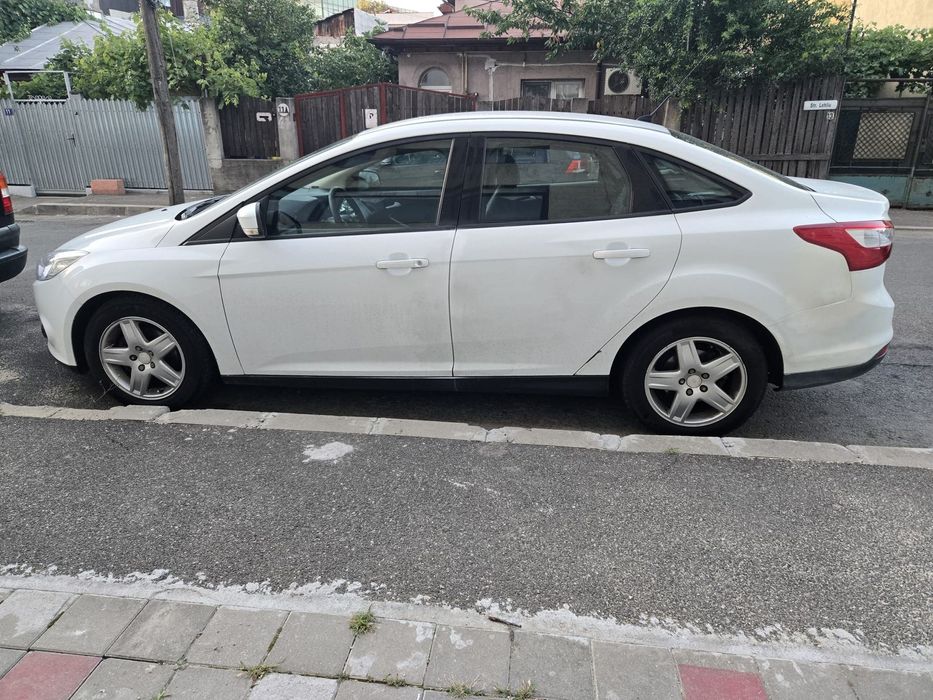 Ford Focus al doilea proprietar consola android incorporata