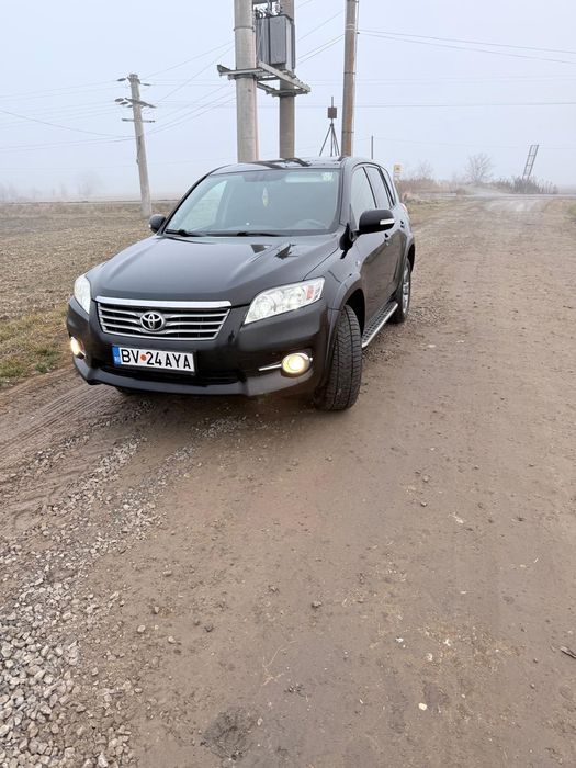 Toyota RAV 4!!!!!