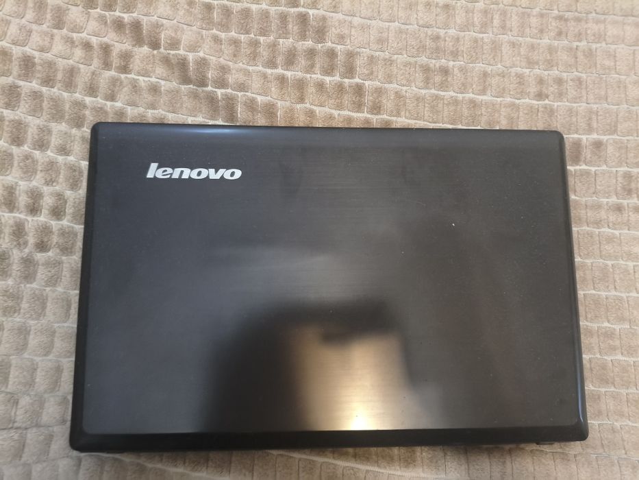 Ноутбук LENOVO чёрный