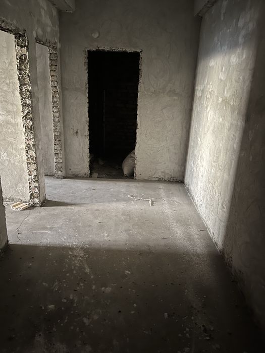 shaxar markazidan 1 xonali  kavartira 7-qavatdan 56m2