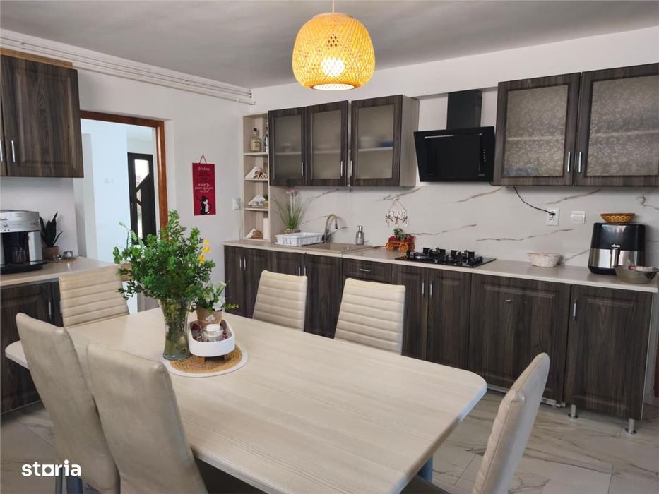 Casa Cristesti Teren 720 mp  E60