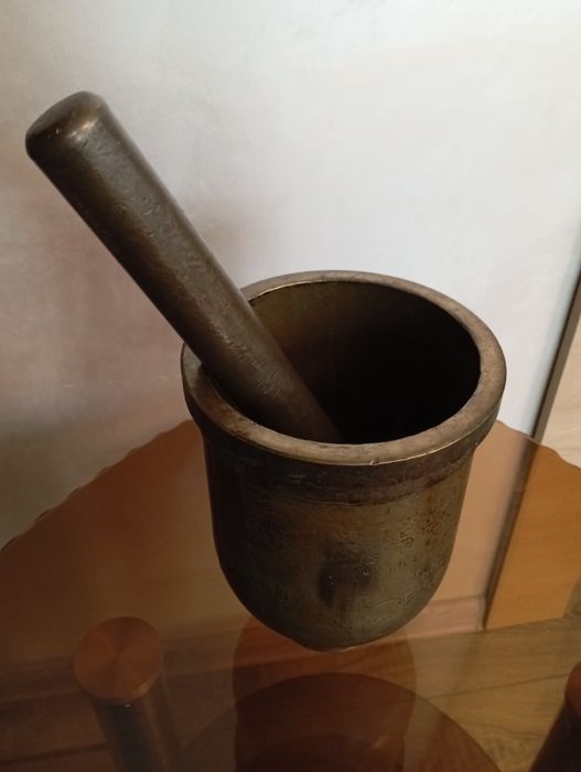 Ступка латунь старинную