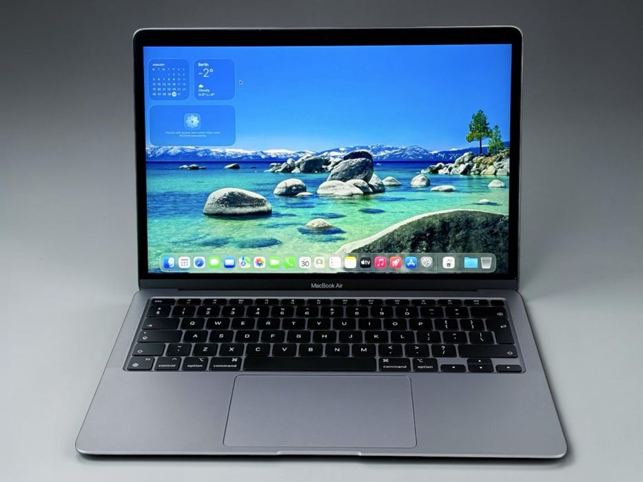 Apple MacBook Air 13 inch M1 8RAM 256GB Space Gray Отличен! Гаранция!