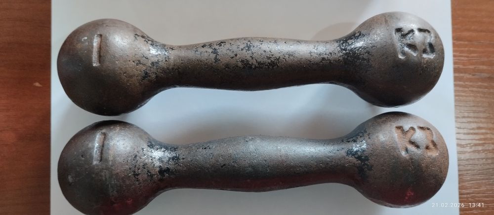 Гантели - 1 кг Времени СССР.