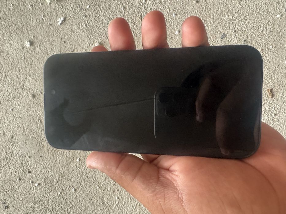 Iphone 15 128gb akb95%